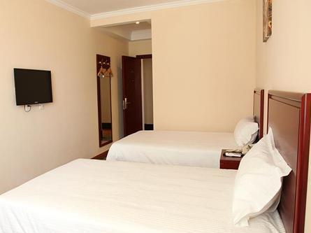 Greentree Inn Beijing Pinggu District Government Express Hotel Bagian luar foto